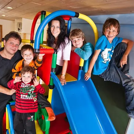 מלון Alpina Breíl